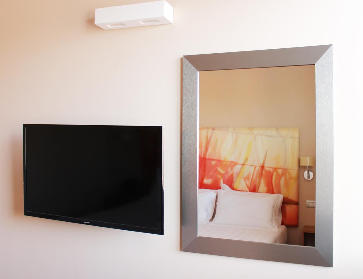 Dolcedorme Garni Hotel Parma Buitenkant foto