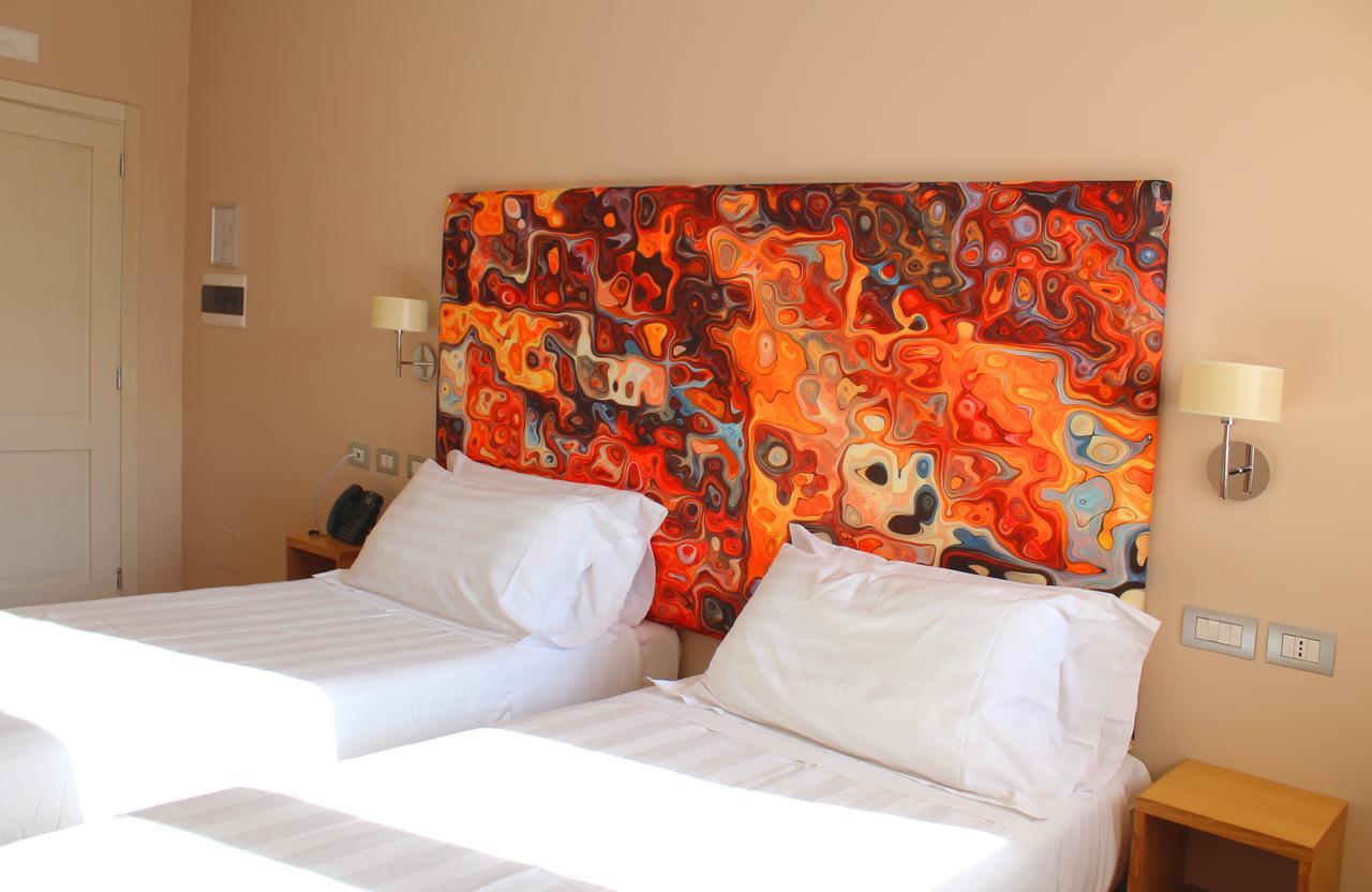 Dolcedorme Garni Hotel Parma Buitenkant foto