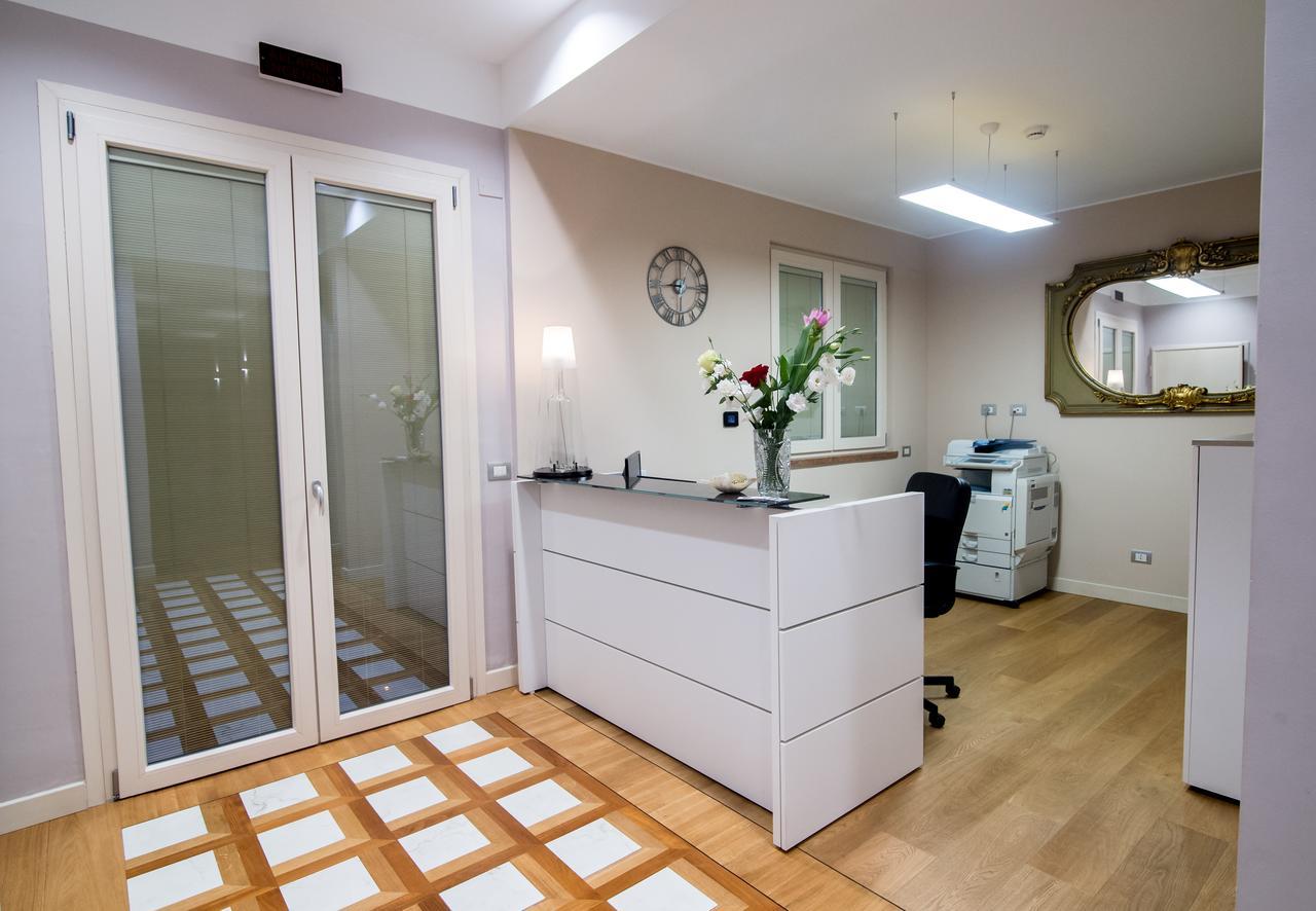 Dolcedorme Garni Hotel Parma Buitenkant foto