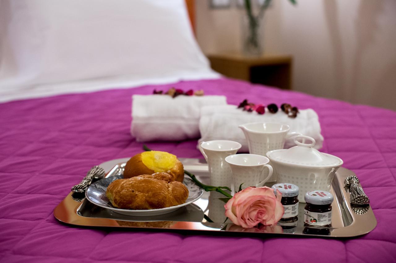 Dolcedorme Garni Hotel Parma Buitenkant foto