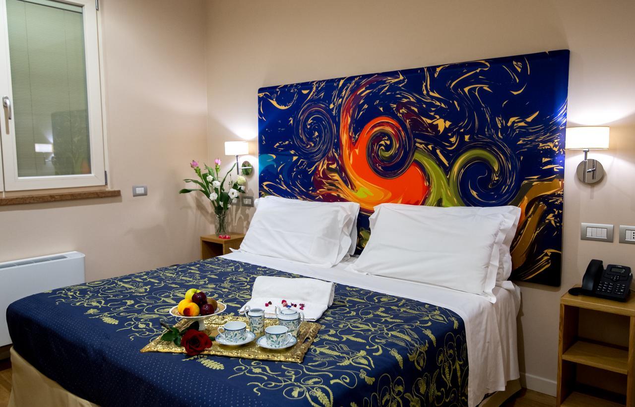 Dolcedorme Garni Hotel Parma Buitenkant foto
